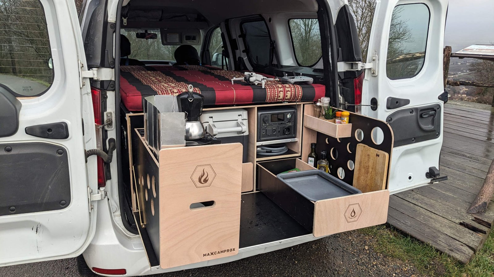Camping box  Kit d'aménagement Van pour Voiture et Utilitaire